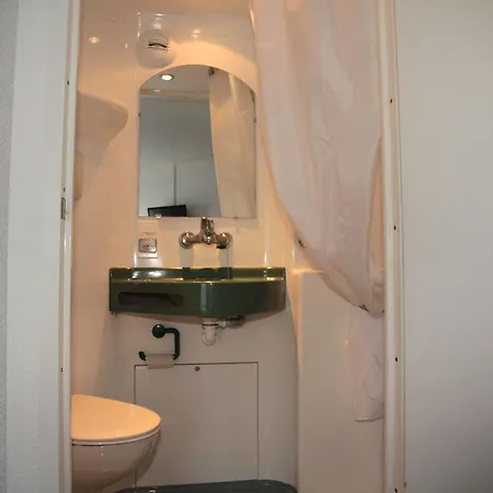 Fasthotel Memorial 2* Caen