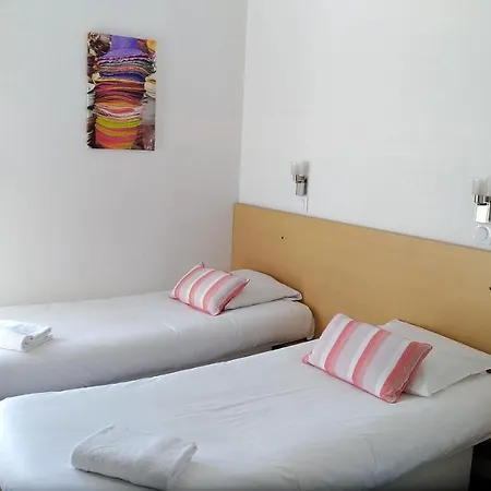 Hotel Fasthotel Memorial
